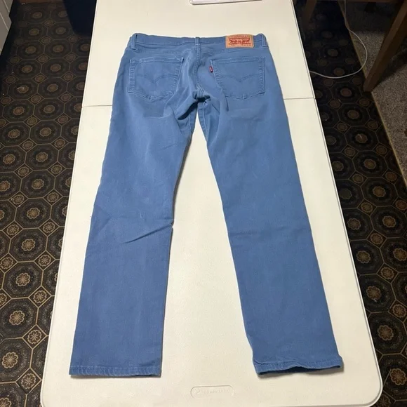 Levi's Men's Light Blue Straight Jeans - Picture 6 of 7